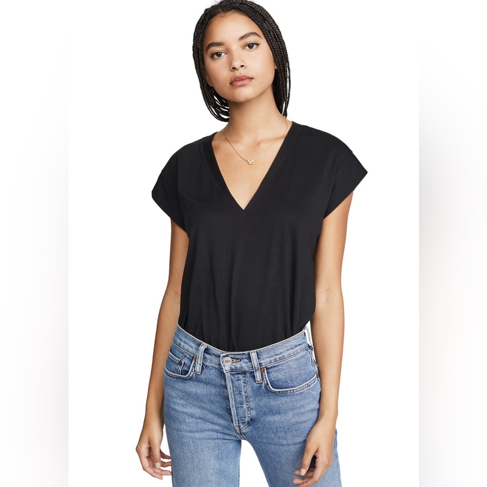 FRAME Le Mid Rise V tee size M